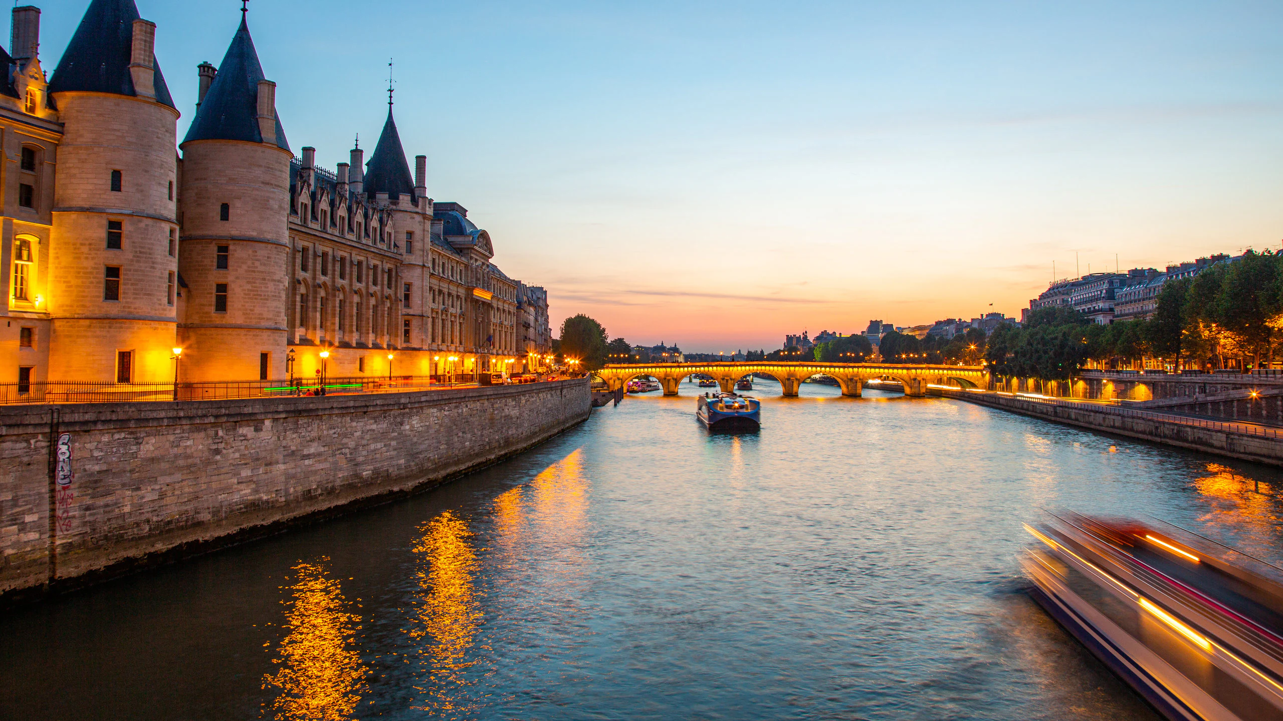 72101-Paris
